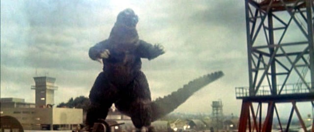 Godzilla, cioè King Kong con la coda!